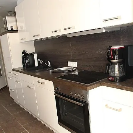 Apartment Too Huus *